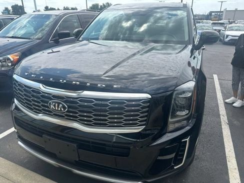 Used 2020 Kia Telluride EX w/ EX Premium Package AWD/4WD image 2