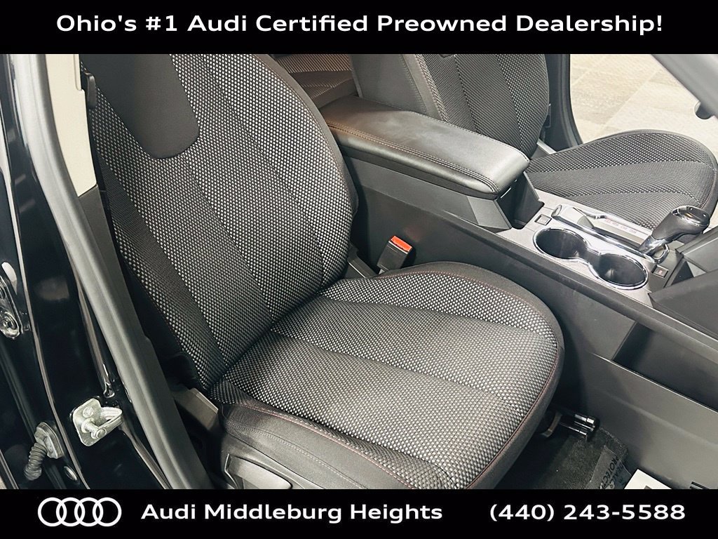 Used 2017 GMC Terrain SLE w/ Convenience Package AWD/4WD image 24