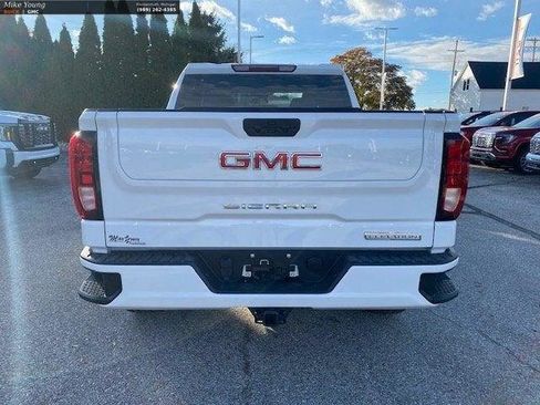 New 2026 GMC Sierra 1500 Elevation image 5