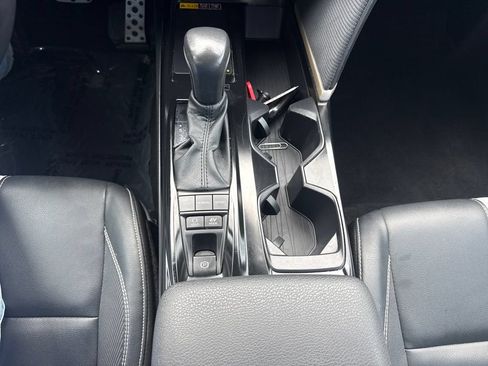 Used 2025 Toyota Camry SE FWD image 23