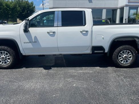 Used 2022 Chevrolet Silverado 2500 W/T w/ WT Convenience Package AWD/4WD image 10