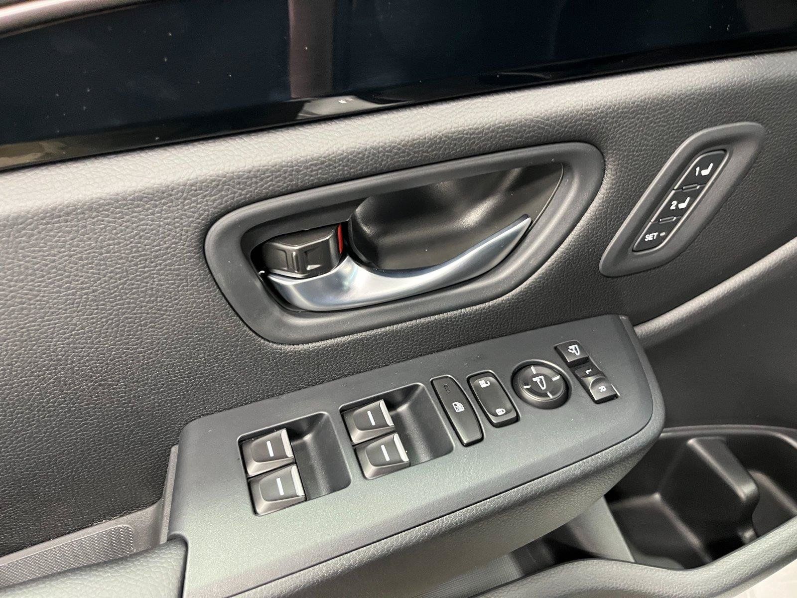 New 2026 Honda Pilot TrailSport image 13