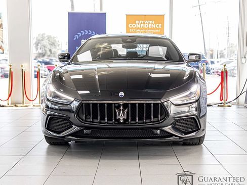Used 2024 Maserati Ghibli Modena Q4 AWD/4WD image 2