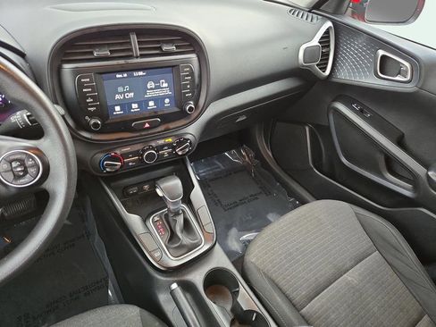 Used 2020 Kia Soul S image 13