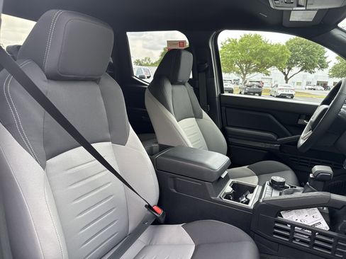 New 2025 Toyota Tacoma 4x4 Double Cab Hybrid image 32