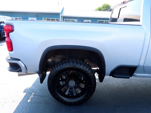Used 2020 Chevrolet Silverado 2500 LTZ w/ LTZ Convenience Package image 14