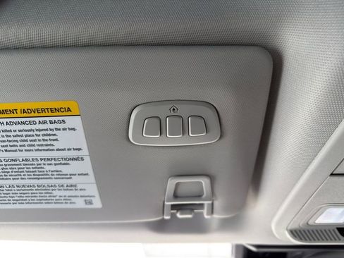 Used 2025 Ford Mustang Mach-E Premium image 37