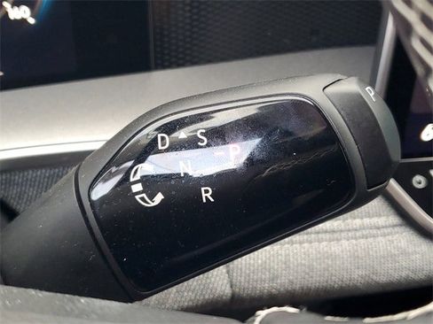 Certified 2025 Volkswagen Tiguan S image 25