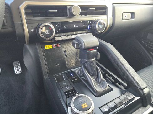 Used 2024 Toyota Tacoma TRD Sport image 35