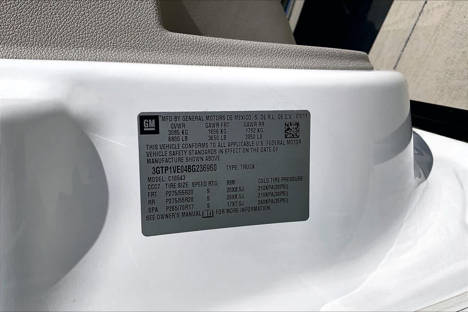 Used 2011 GMC Sierra 1500 SLE w/ Regional Value Package RWD image 28