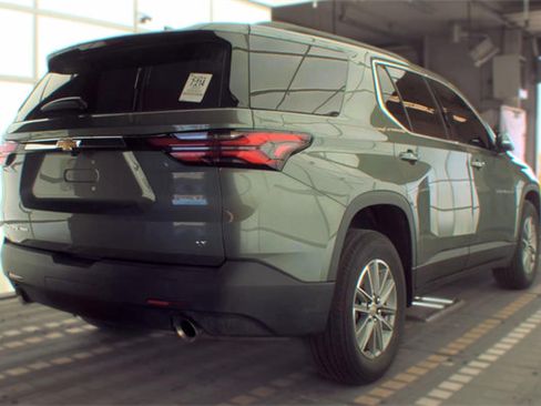 Used 2023 Chevrolet Traverse LT w/ LPO, Floor Liner Package AWD/4WD image 5