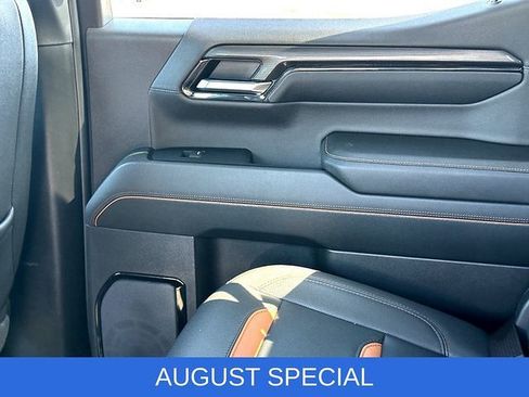 Used 2024 GMC Sierra 1500 AT4 w/ Technology Package AWD/4WD image 21