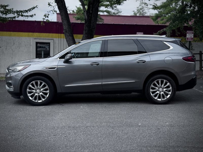 Used 2018 Buick Enclave Premium w/ Experience Buick Package AWD/4WD image 4
