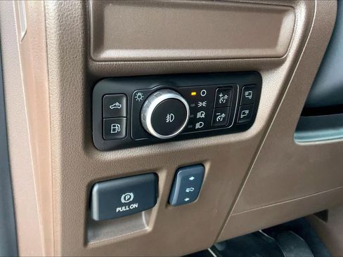 Used 2025 Ford F150 King Ranch w/ FX4 Off-Road Package image 33