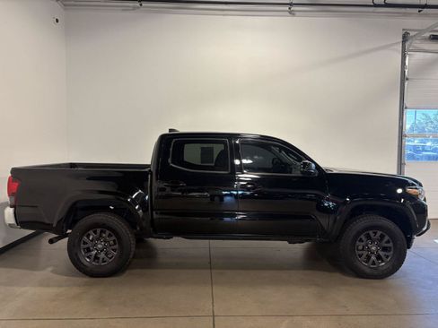 Used 2023 Toyota Tacoma SR5 AWD/4WD image 2