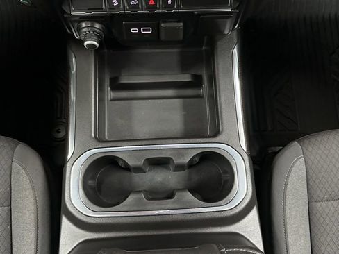 Used 2022 Chevrolet Silverado 1500 LT Trail Boss w/ Bed Protection Package AWD/4WD image 25