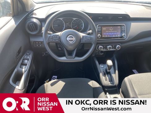 New 2025 Nissan Kicks Play S image 20