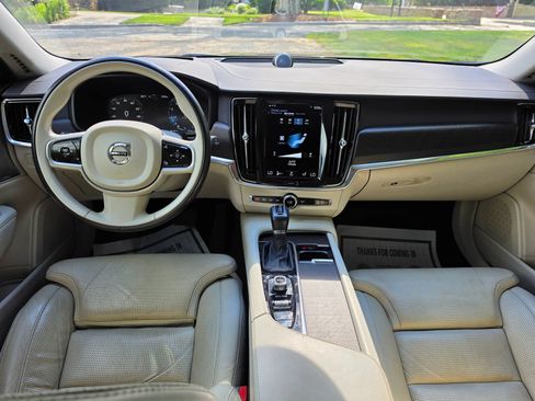 Used 2017 Volvo V90 T6 Cross Country AWD/4WD image 9