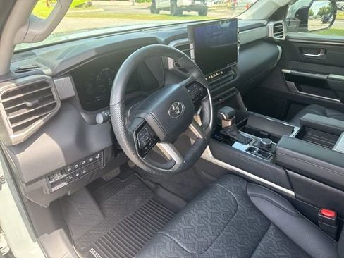 Used 2024 Toyota Sequoia Limited AWD/4WD image 26