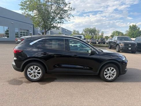 Used 2024 Ford Escape Active AWD/4WD image 9