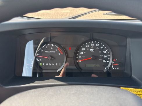 Used 2024 Chevrolet Low Cab Forward image 17