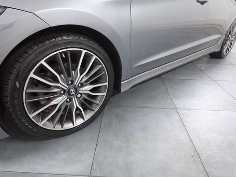 Used 2018 Hyundai Elantra Sport image 30