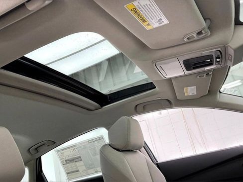 New 2026 Honda Accord SE image 10