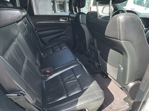 Used 2016 Jeep Grand Cherokee Limited AWD/4WD image 16