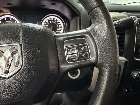 Used 2018 RAM 3500 SLT AWD/4WD image 13