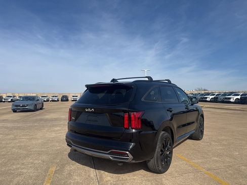 Used 2022 Kia Sorento SX image 25