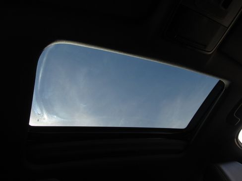 Used 2025 Honda Civic Sport Touring image 8