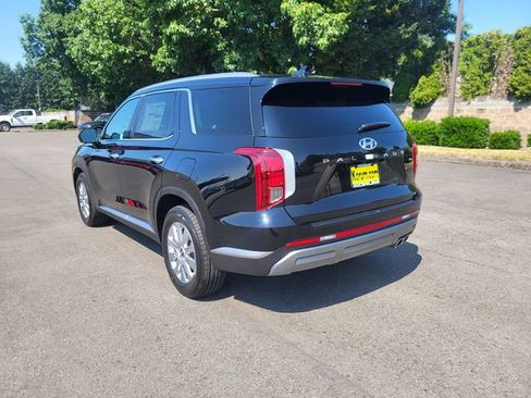 New 2025 Hyundai Palisade SEL image 3