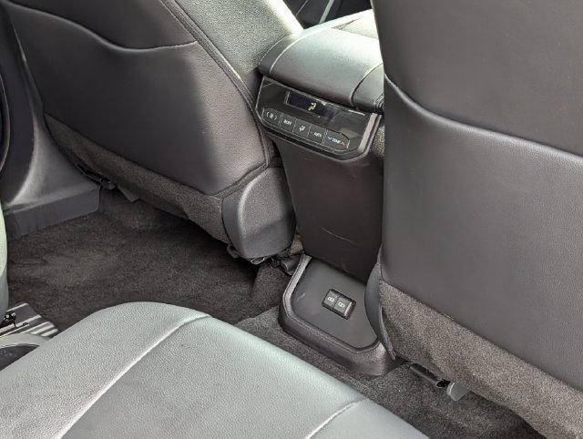 Certified 2026 Toyota Highlander XLE AWD/4WD image 34