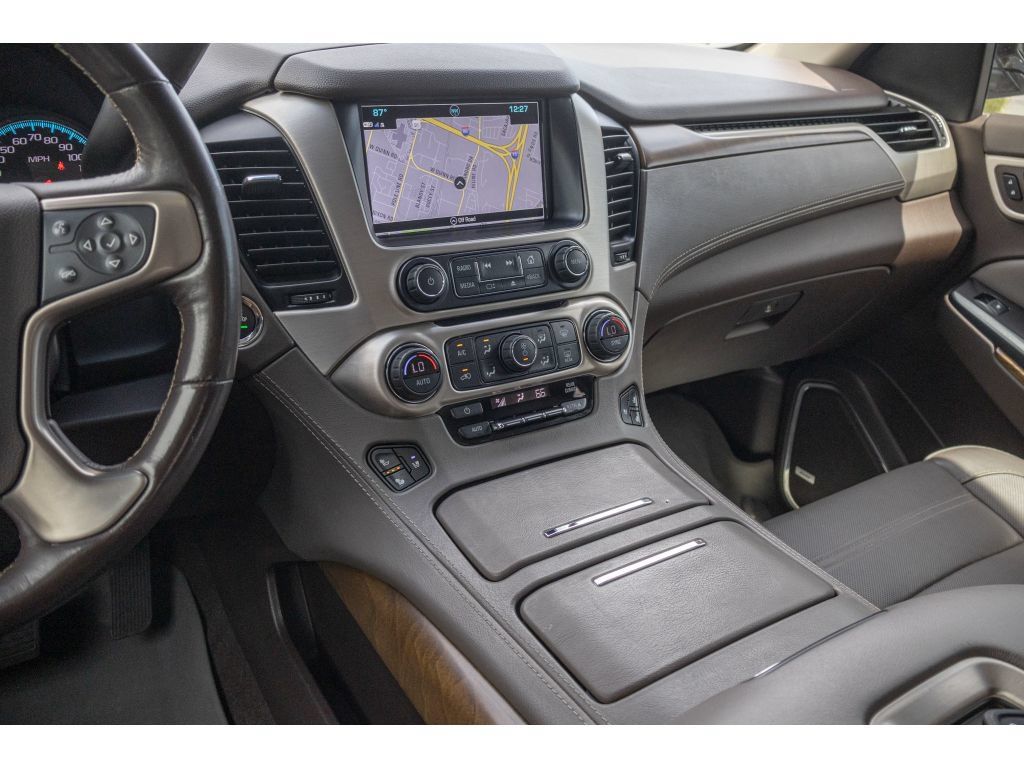 Used 2019 GMC Yukon Denali w/ Denali Ultimate Package AWD/4WD image 26