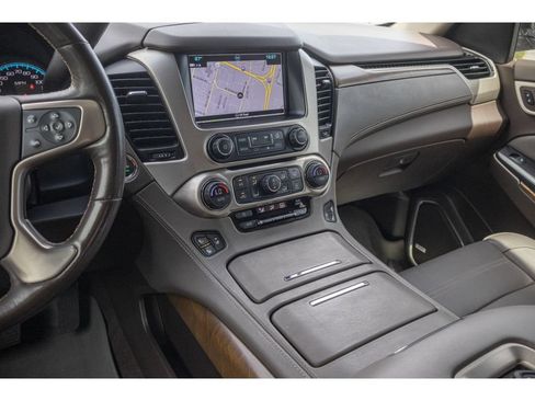 Used 2019 GMC Yukon Denali w/ Denali Ultimate Package AWD/4WD image 26