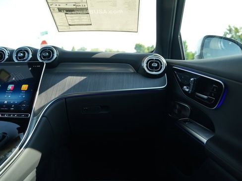 Used 2026 Mercedes-Benz GLC 300 4MATIC image 25