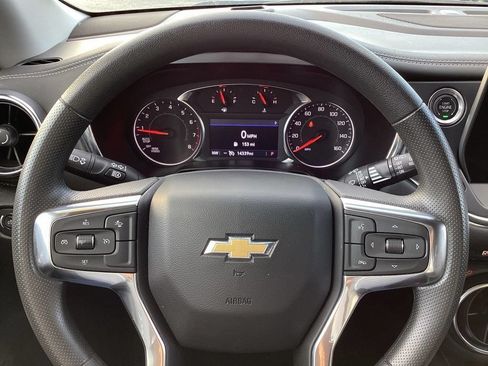 Used 2025 Chevrolet Blazer LT AWD/4WD image 25
