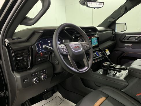 New 2026 GMC Sierra 1500 AT4 w/ Technology Package image 16