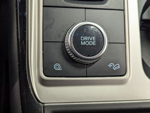 Used 2022 Ford Explorer ST-Line w/ Class IV Trailer Tow Package image 29