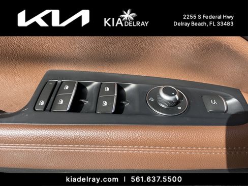 Used 2019 Alfa Romeo Stelvio w/ Nero Edizione image 16