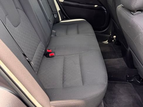 Used 2011 Ford Fusion SE w/ 201A Rapid Spec Order Code FWD image 13