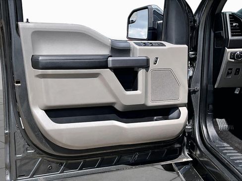 Used 2020 Ford F150 XLT w/ Equipment Group 302A Luxury RWD image 22
