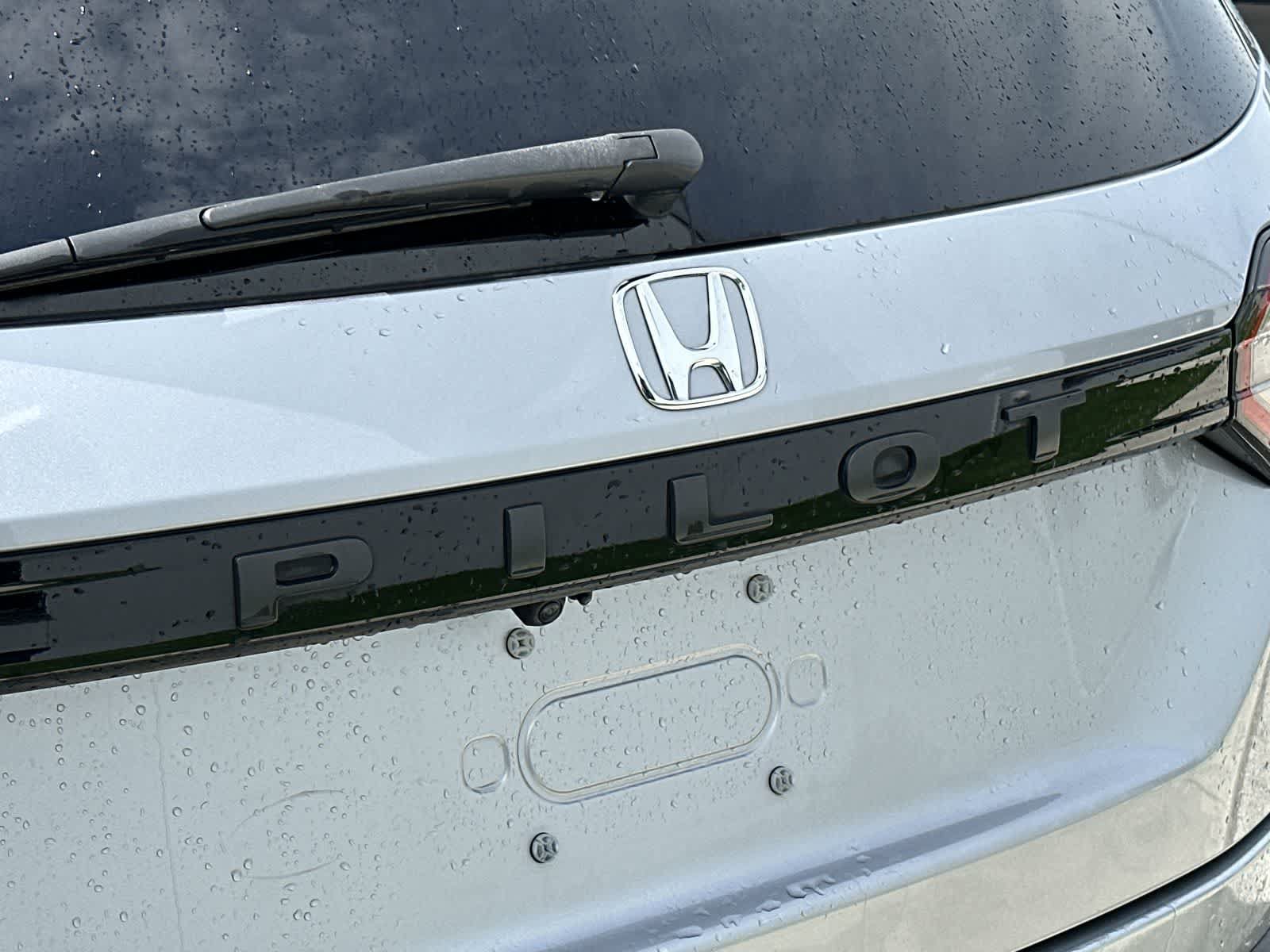 Used 2023 Honda Pilot EX-L image 14
