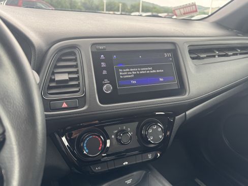Used 2019 Honda HR-V Sport image 24