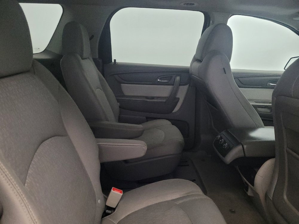 Used 2015 GMC Acadia SLE FWD image 19