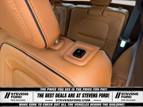 Used 2024 Lincoln Aviator Black Label w/ Jet Package AWD/4WD image 35