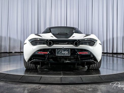 Used 2022 McLaren 720S Spider image 28