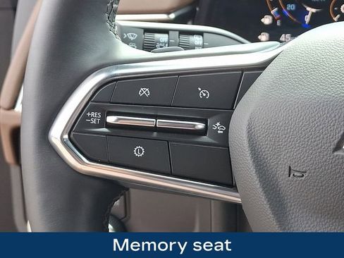 Used 2025 Chevrolet Tahoe High Country image 7