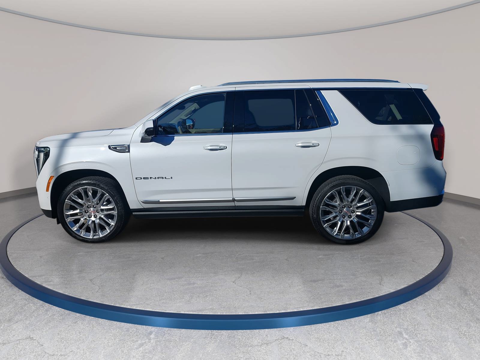 New 2026 GMC Yukon Denali w/ Denali Reserve Package AWD/4WD image 8