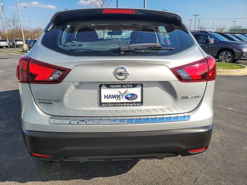 Used 2017 Nissan Rogue Sport SL w/ SL Premium Package image 5